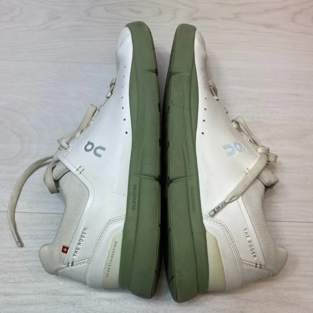 On Mens 11 The Roger Advantage Sneakers Tennis White Green Leather CloudTec Shoe